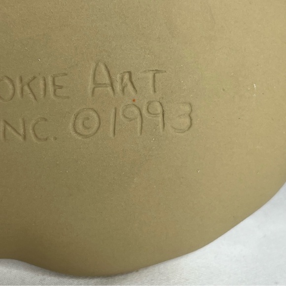 Brown Bag Cookie Art Mold- Bunny with Easter Eggs 1993. Vintage - Picture 4 of 7